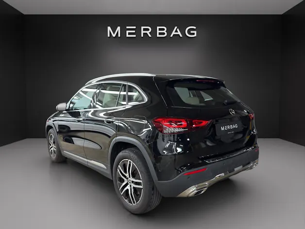 Mercedes-Benz GLA 250 Style 4Matic