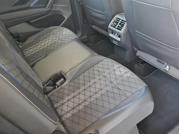 VW Tayron 2.0 TSI R-Line DSG 4Motion
