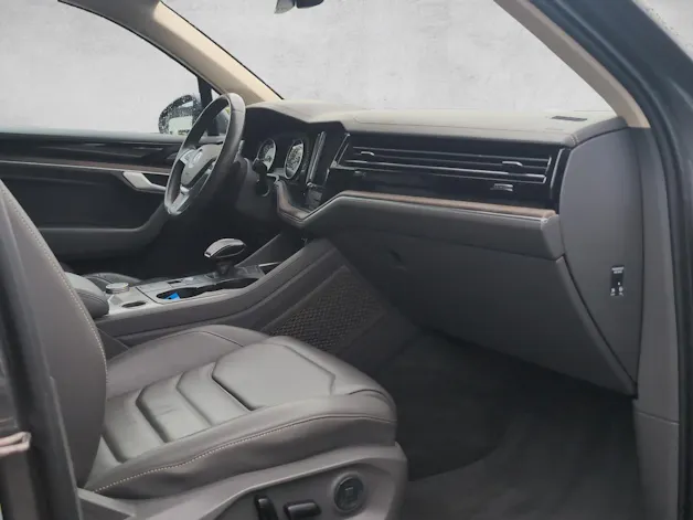VW Touareg Atmosphere V6 3.0 TDI 286PS 4Motion