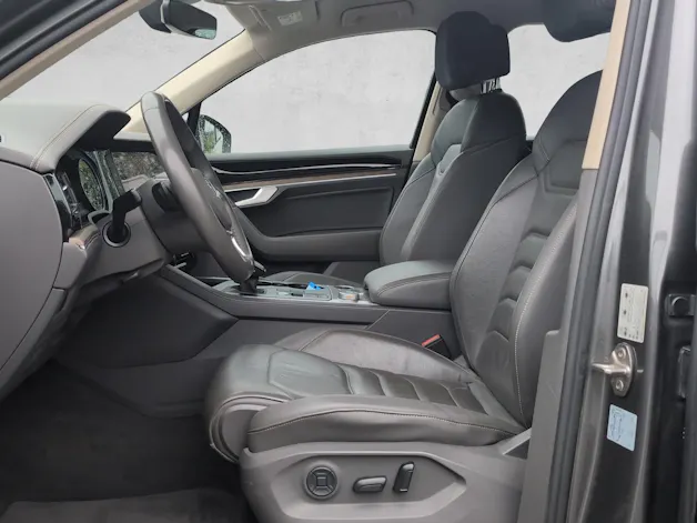 VW Touareg Atmosphere V6 3.0 TDI 286PS 4Motion