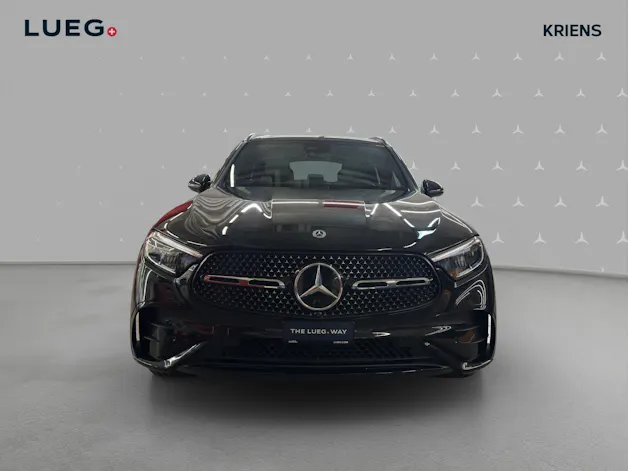 Mercedes-Benz GLC 200 4M - AMG / 360 Grad Kamera / Winter-Paket / Night-Paket / Park-Paket / Spiegel-Paket