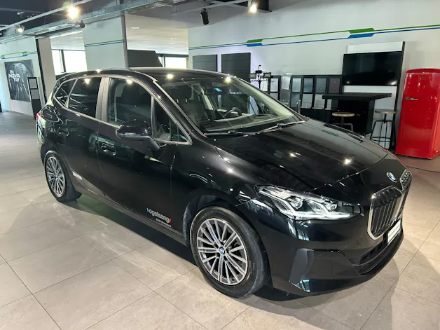BMW 218d Active Tourer DKG
