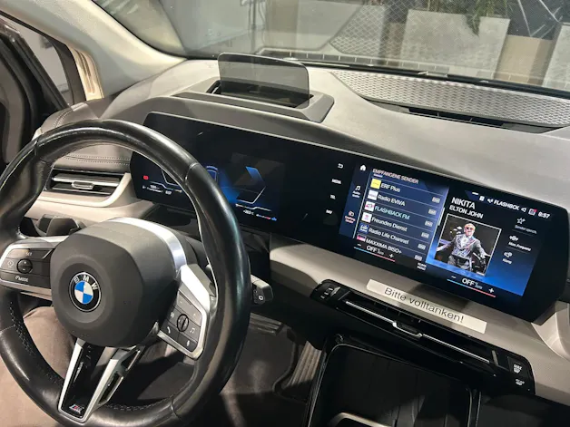 BMW 218d Active Tourer DKG