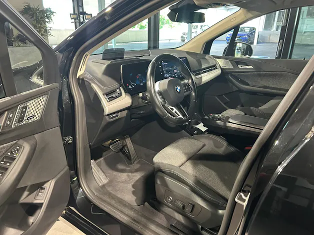 BMW 218d Active Tourer DKG