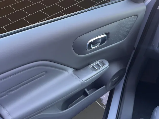 Leapmotor B10 1.5 Hybrid EV