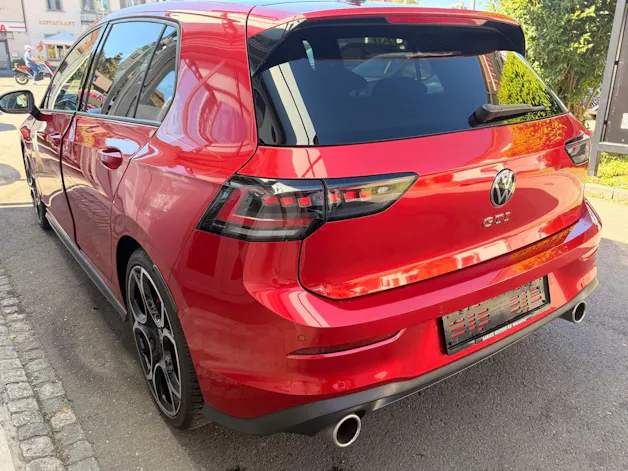 VW Golf GTI 2.0 TSI DSG FACELIFT *** PANORAMAGLASDACH & DCC FAHRWERK ***