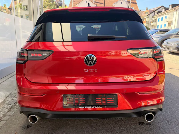 VW Golf GTI 2.0 TSI DSG FACELIFT *** PANORAMAGLASDACH & DCC FAHRWERK ***
