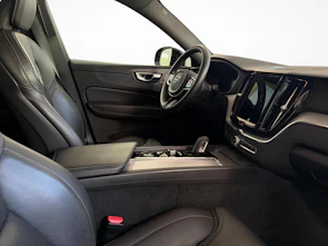 image du véhicule VOLVO XC60 2.0 T8 TE R-Design eAWD + Ruote invernali incluse
