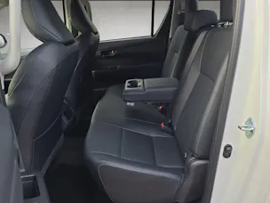 Toyota Hilux Double Cab.-Pick-up 59KWh Style