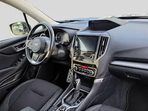 Subaru Forester Station 2.0i e-Boxer Swiss Plus