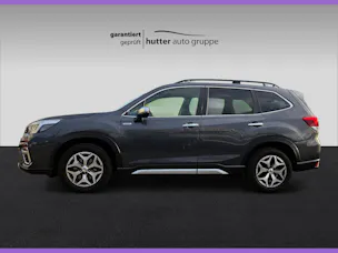 Subaru Forester Station 2.0i e-Boxer Swiss Plus