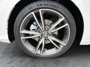 Honda Civic 2.0 i-MMD Advance