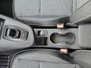 RENAULT Captur 1.8 E-Tech techno Full Hybrid 160 PS