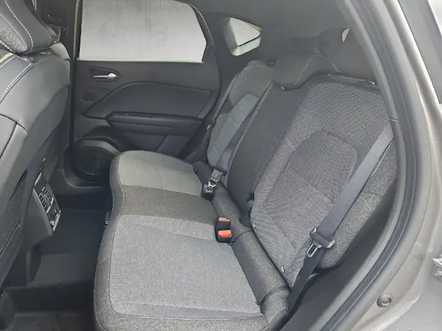 Renault Captur 1.8 E-Tech techno