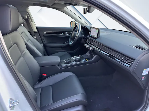 Honda Civic 2.0 i-MMD Advance, Leasing Aktion 1.9 %, Bis zu 8 Jahre oder 160'000 km Garantie