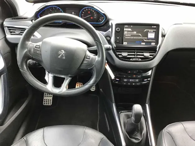 Peugeot 2008 1.6 VTi Allure