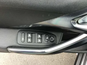 Peugeot 2008 1.6 VTi Allure