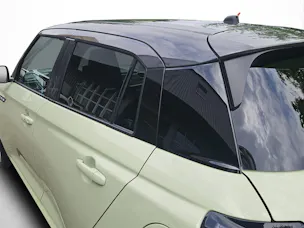 Suzuki Swift 1.2 Sakura Hybrid 4x4