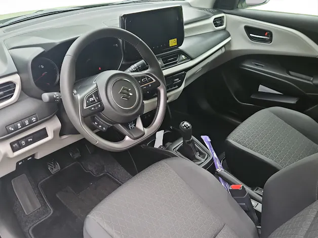 Suzuki Swift 1.2 Sakura Hybrid 4x4