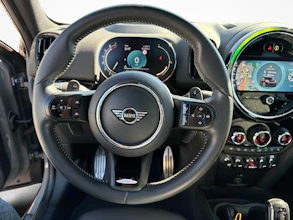 https://vehicle.imgix.net/4357038/b2f48756-7ecd-4802-97b1-87ebe7565c16.jpg