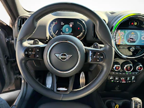 Fahrzeugbild MINI Countryman F60 2.0i Cooper S SAG ALL4