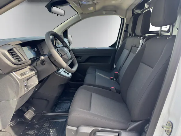 Toyota PROACE Van L1 2.2 D Advanced