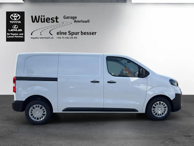 Toyota PROACE Van L1 2.2 D Advanced
