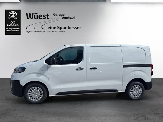 Toyota PROACE Van L1 2.2 D Advanced