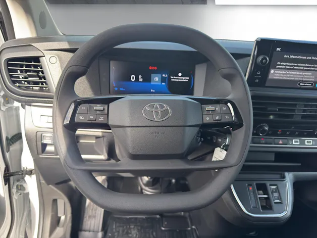 Toyota PROACE Van L1 2.2 D Advanced