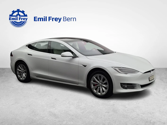 Fahrzeugbild TESLA MODEL S