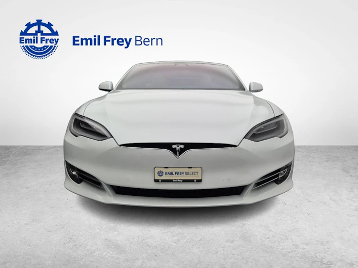 Fahrzeugbild TESLA MODEL S