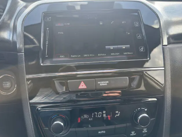 Suzuki Vitara 1.5B Compact Top Hybrid 4x4