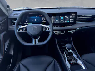 MG HS 1.5 Hybrid Luxury