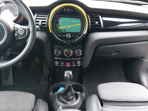 MINI F56 1.5i Cooper