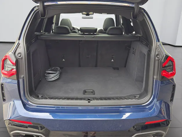 BMW iX3 IMPRESSIVE