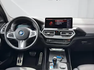 BMW iX3 IMPRESSIVE
