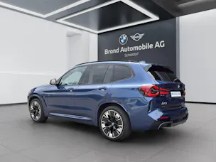 BMW iX3 IMPRESSIVE