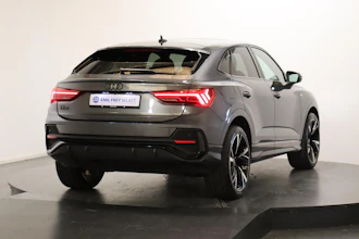 https://vehicle.imgix.net/4357240/71935524-9be8-4f4c-98d7-10b89335e290.JPG