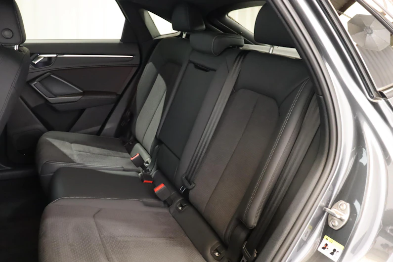Fahrzeugbild AUDI Q3