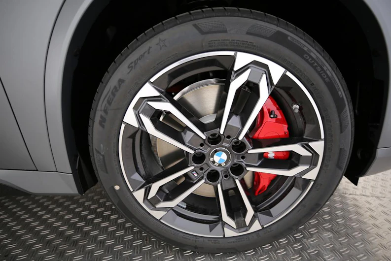 image du véhicule BMW iX1