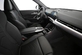 https://vehicle.imgix.net/4357282/3181b8a7-57b4-4f7b-b57d-e40498bffb1a.jpg