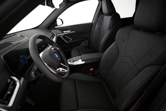 https://vehicle.imgix.net/4357282/7ce8d768-5857-4693-9530-a61042389c78.jpg