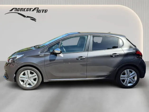 Peugeot 208 1.2 PureTech Style EAT6