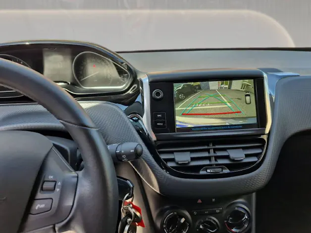 Peugeot 208 1.2 PureTech Style EAT6
