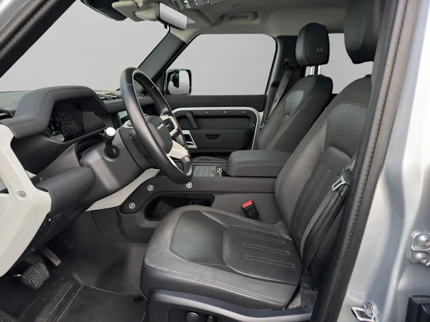 Land Rover Defender 110 2.0 SD4 240 First Edition