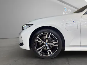 BMW 330e xDrive Touring M-SportPaket