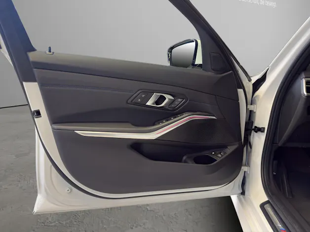 BMW 330e xDrive Touring M-SportPaket