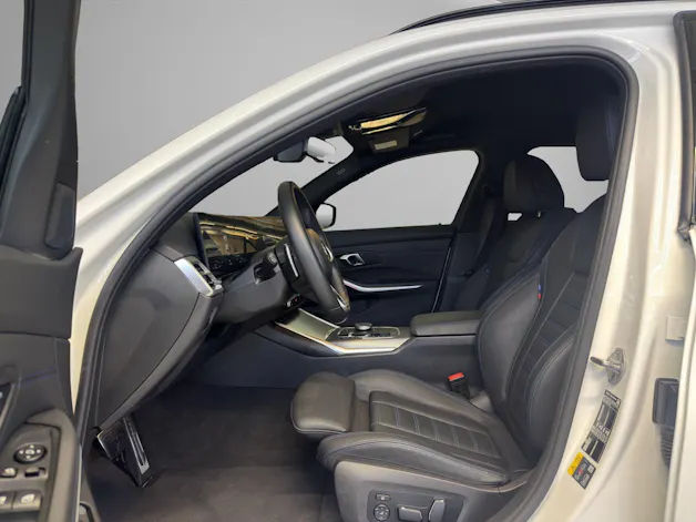 BMW 330e xDrive Touring M-SportPaket