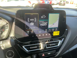 Suzuki S-Cross 1.4 T Sakura Top Hybrid 4x4