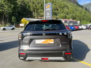 Suzuki S-Cross 1.4 T Sakura Top Hybrid 4x4